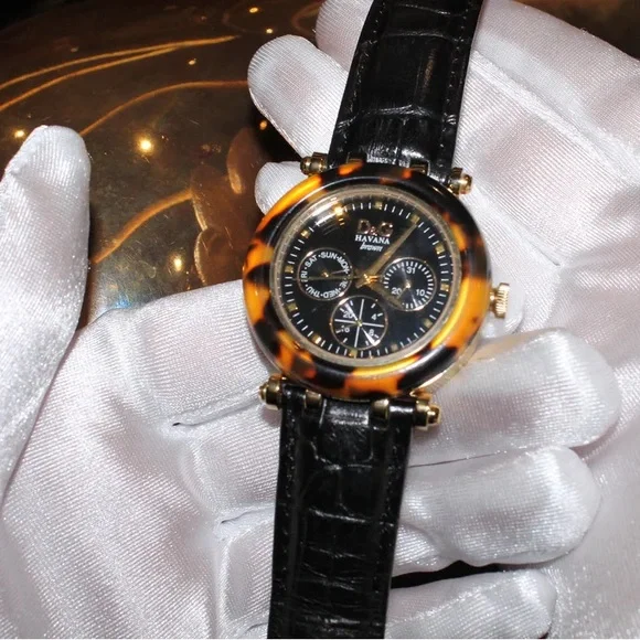 D&G Black and Gold Men's Watch - Picture 3 of 5